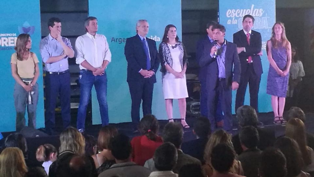 Presentación de "Escuelas a la obra" en Moreno