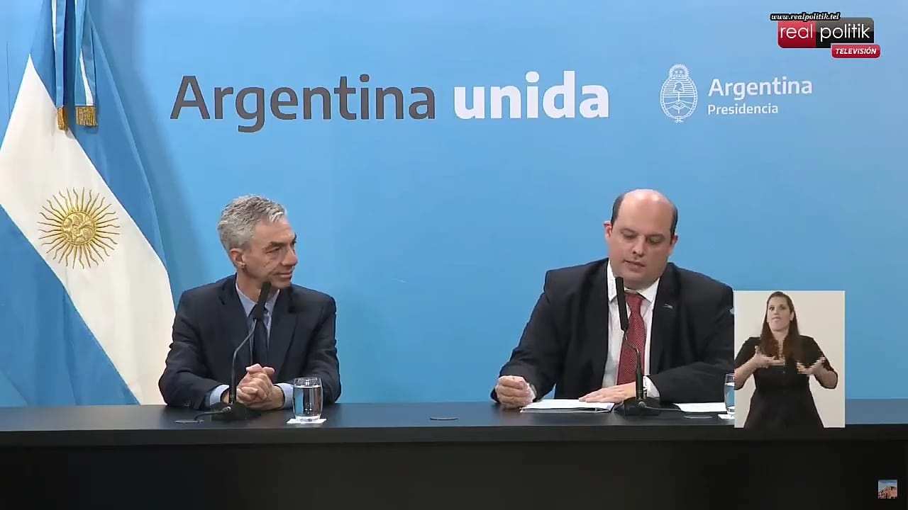 Mario Meoni presenta la nueva red de cabotaje de Aerolíneas Argentinas