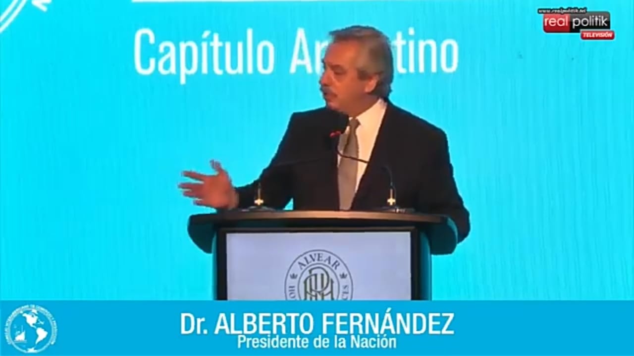 Alberto Fernández participa del almuerzo de CICyP