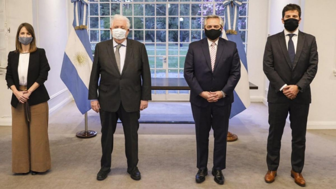 El gobierno anuncia la producción en el país de la vacuna contra el coronavirus