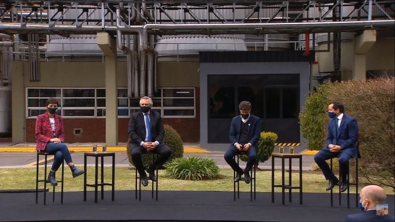 Alberto Fernández y Axel Kicillof encabezan el relanzamiento del Plan Ahora 12