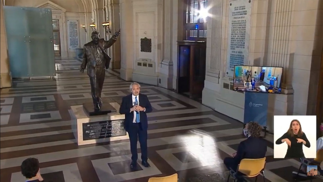 A 10 años de la muerte de Néstor Kirchner, Alberto Fernández encabeza un acto homenaje en el CCK