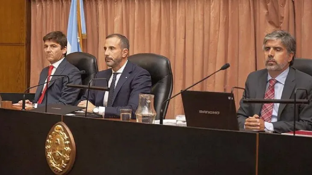 Causa Vialidad: Se reanuda el juicio con el alegato de las defensas de los acusados